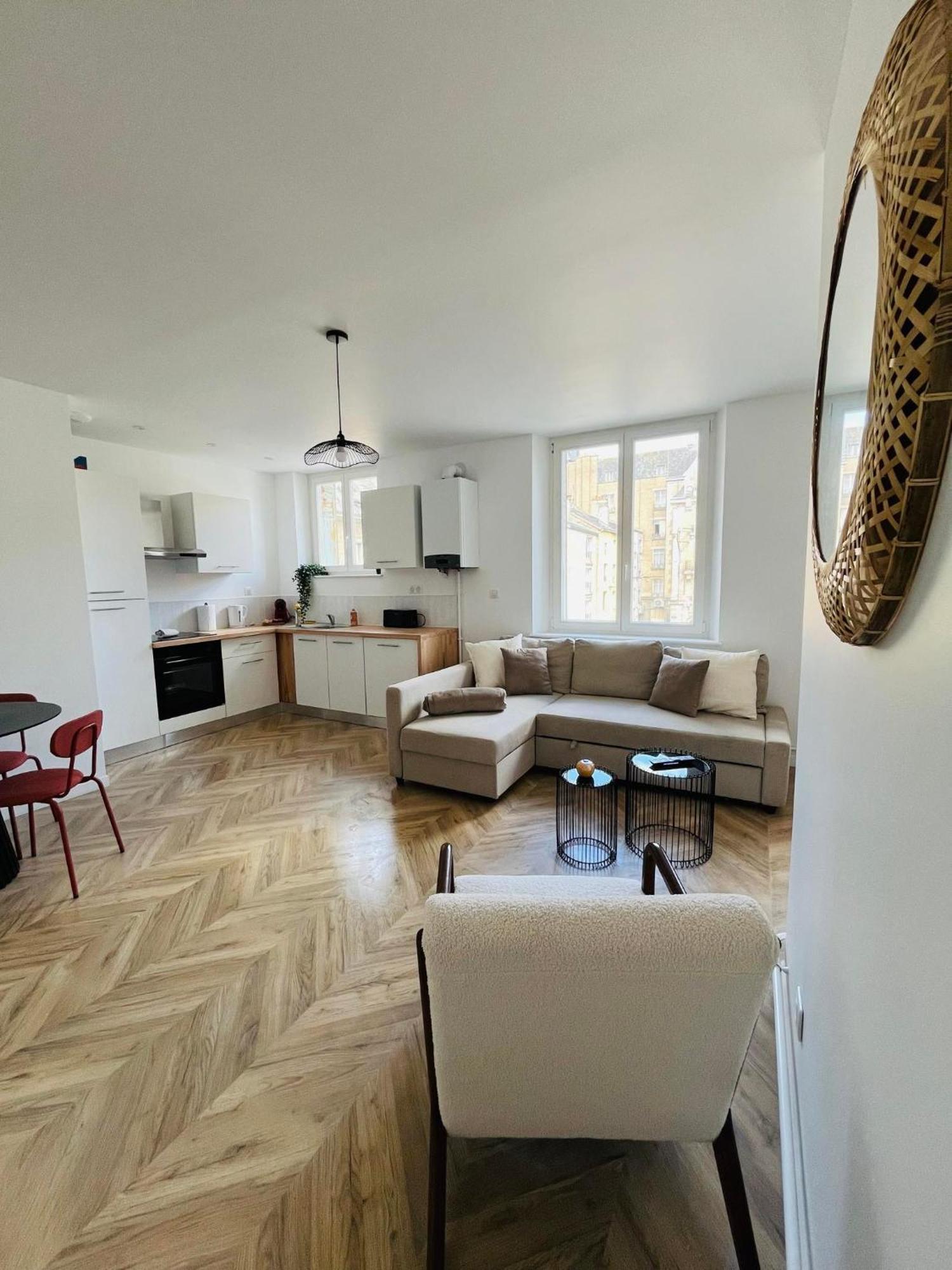 Appartement Cosy & Moderne 6 Personnes Centre Charleville-Mezieres - Ardennes Екстериор снимка