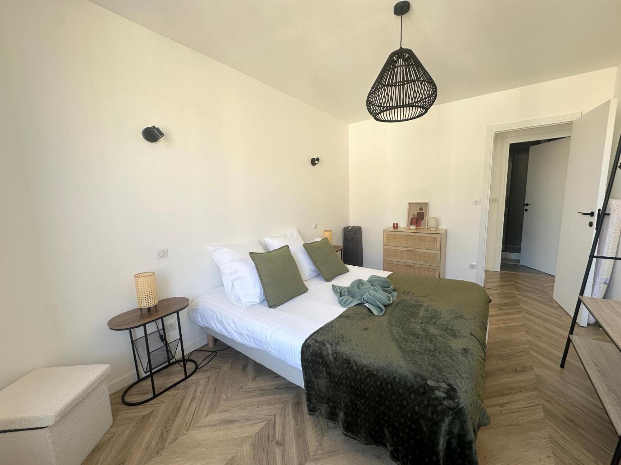 Appartement Cosy & Moderne 6 Personnes Centre Charleville-Mezieres - Ardennes Екстериор снимка