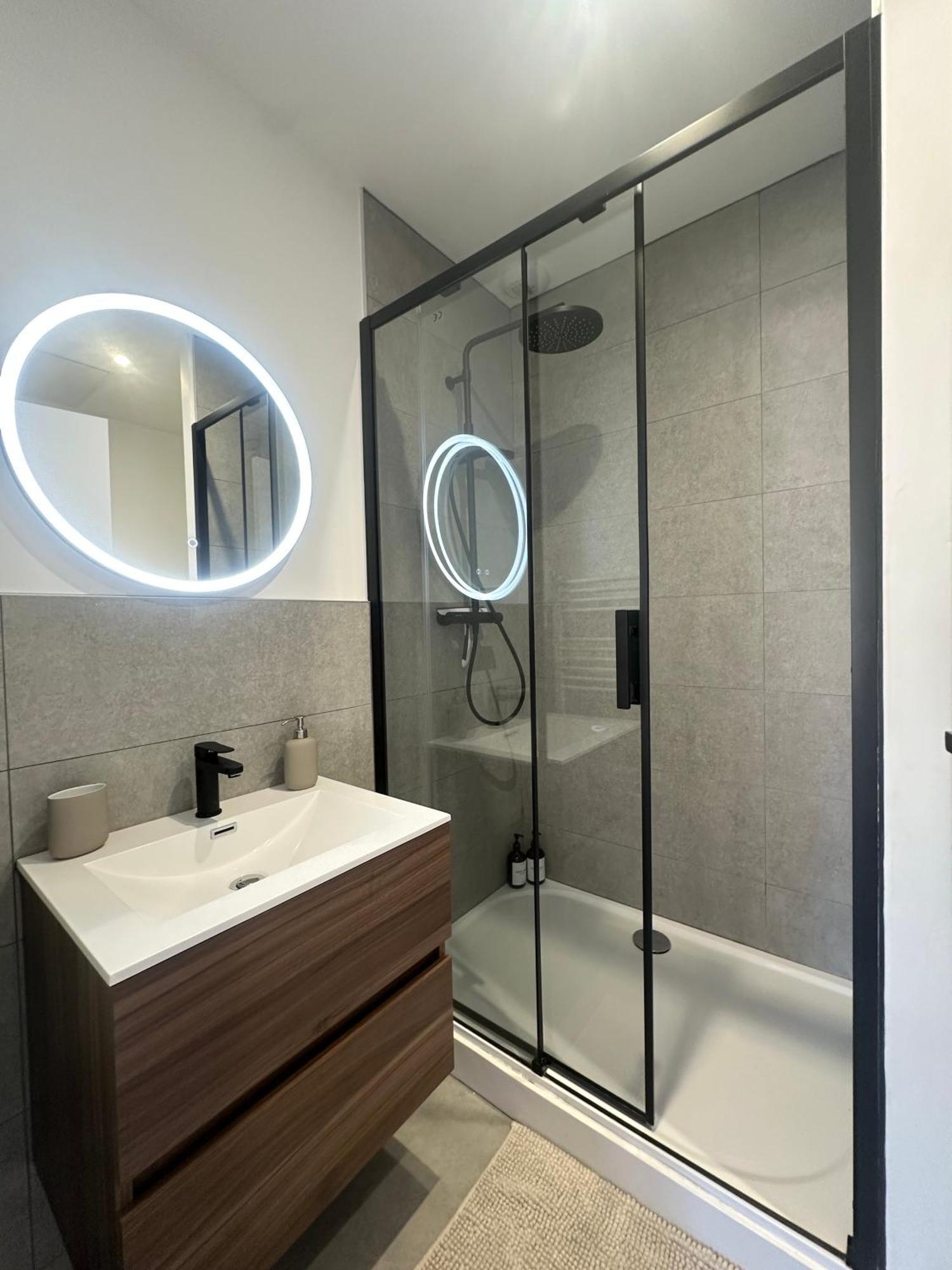 Appartement Cosy & Moderne 6 Personnes Centre Charleville-Mezieres - Ardennes Екстериор снимка